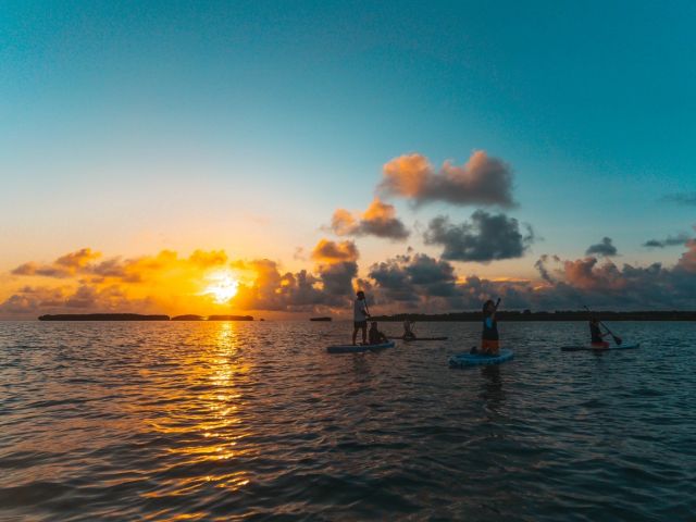 【久米島/約1時間】久米島で唯一開催！海上から朝日を眺める非日常体験☆サンライズSUPツアー♪《初心者大歓迎・写真無料》（No.831）