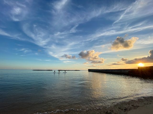 久米島の海辺でのSUP体験