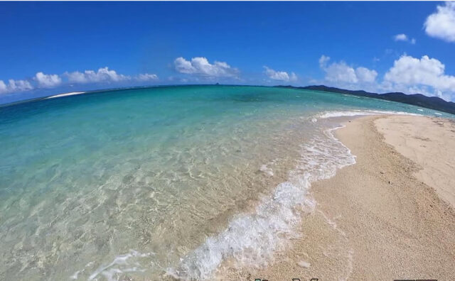 東洋一美しいはての浜に久米島のツアーで上陸