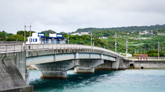 南城市の奥武島と久米島の奥武島を徹底解説！それぞれの魅力とおすすめの楽しみ方