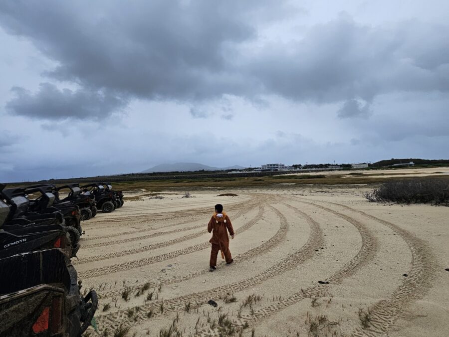 【久米島/1時間】迫力満点！大型バギーで大自然を駆け抜ける爽快感☆初心者OK☆ショートプランで豪快走行！《要普通免許・雨の日もOK・GoPro写真データプレゼント》（No.838）