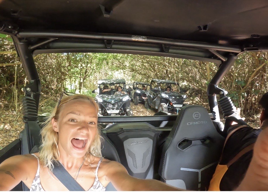 【久米島/1時間】迫力満点！大型バギーで大自然を駆け抜ける爽快感☆初心者OK☆ショートプランで豪快走行！《要普通免許・雨の日もOK・GoPro写真データプレゼント》（No.838）